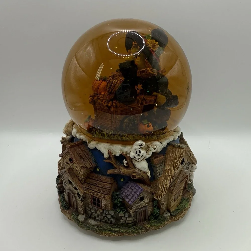 Halloween Witch Water Globe, Spooky Ghosts ,Retro Vintage Style Pumpkins